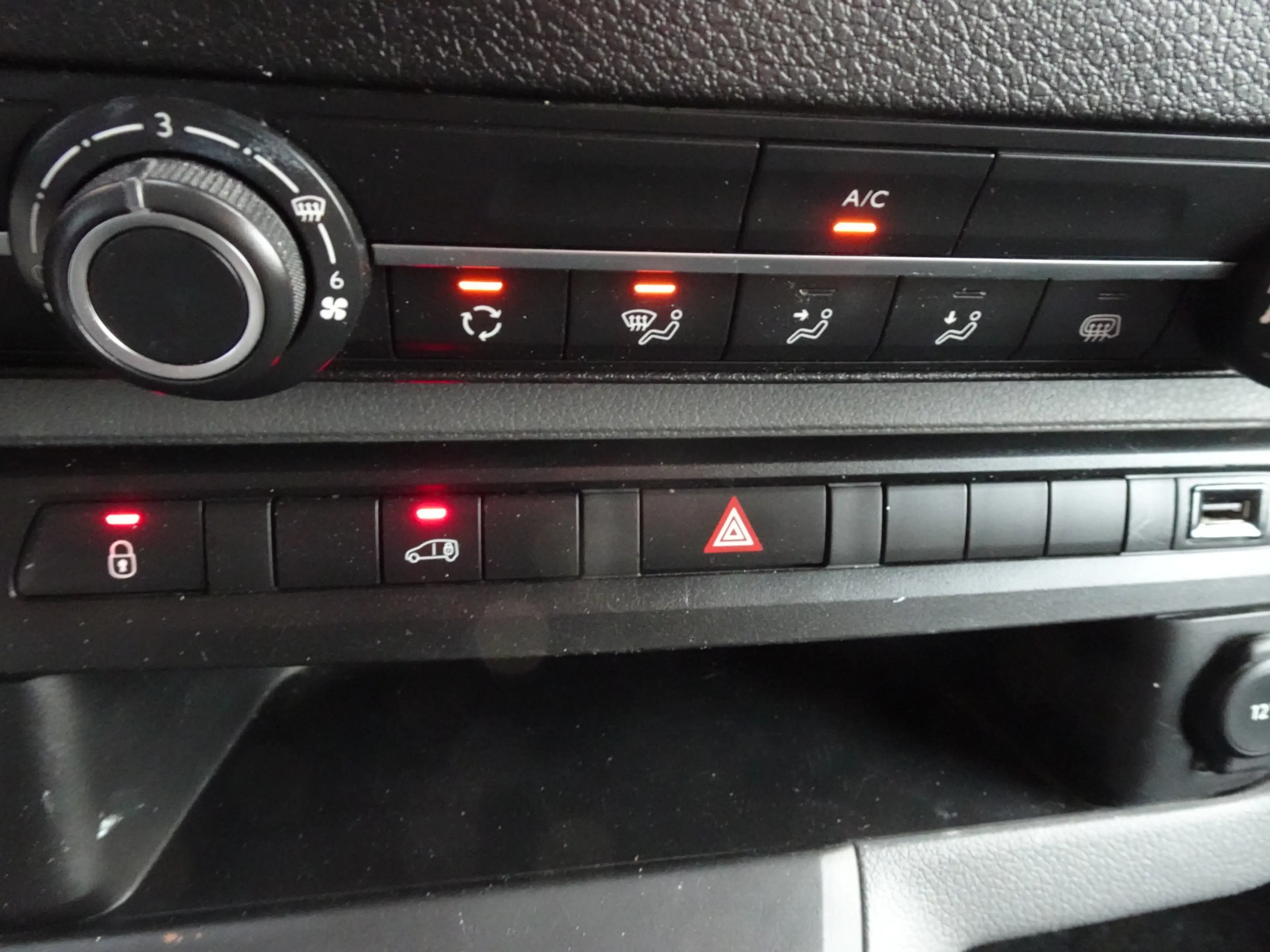 Peugeot Expert 1.5 BlueHDI 100 Standard Premium 3 zits airco — photo 10