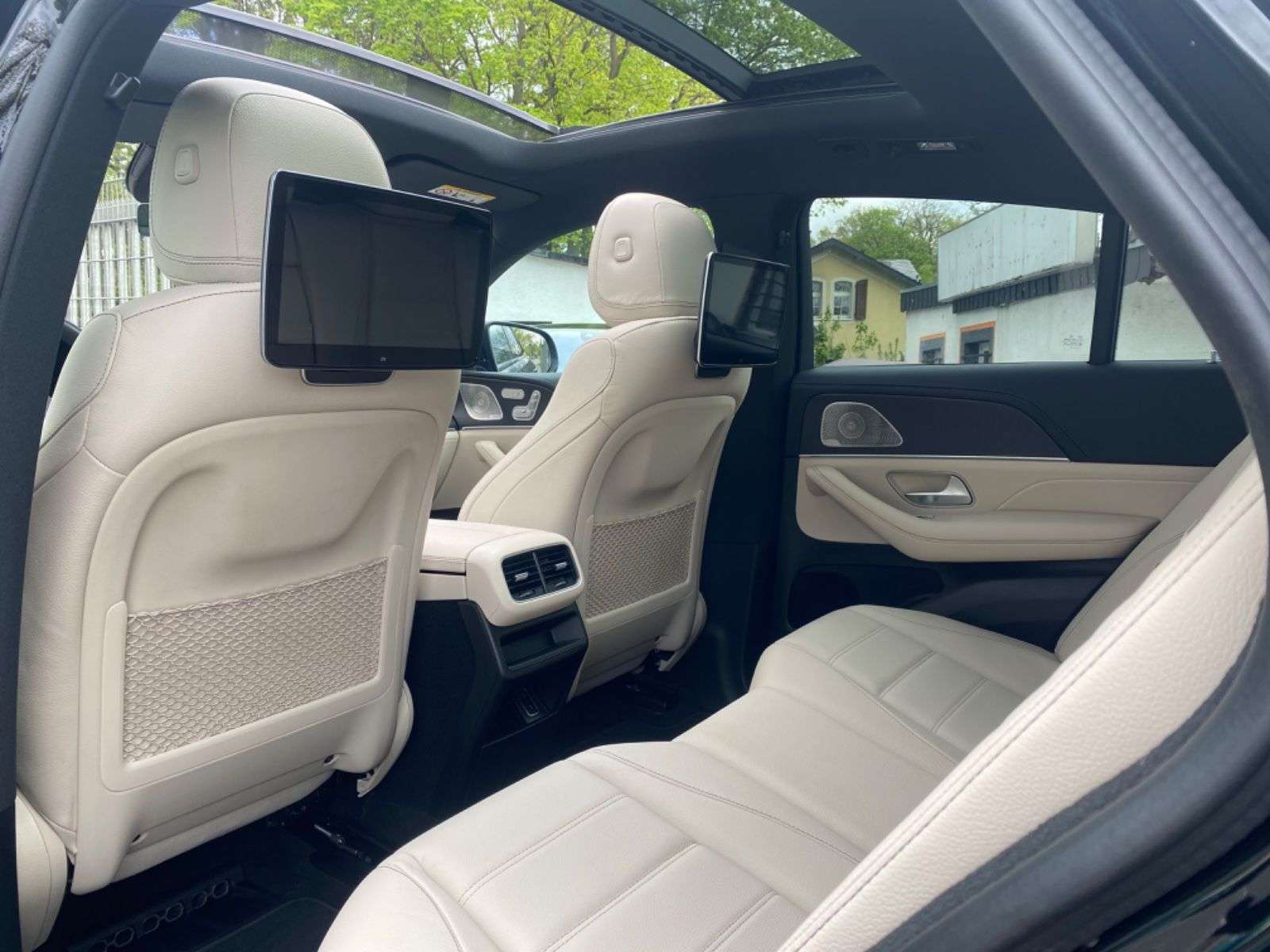 Second hand Mercedes Benz Gle-Class 350