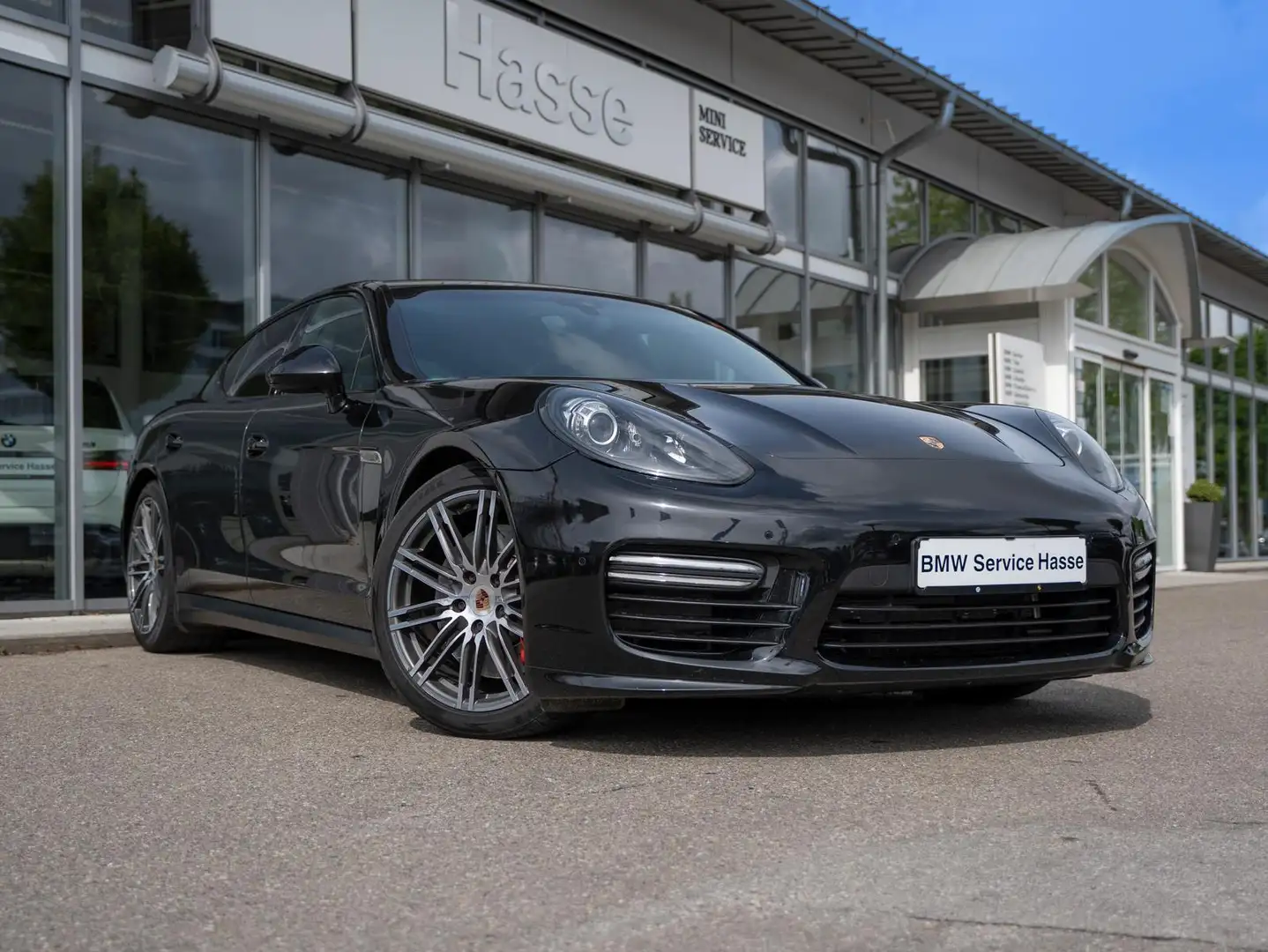 Porsche Panamera 4 GTS Approved Chrono+ SITZLÜFT LUFTFED Zwart - 2