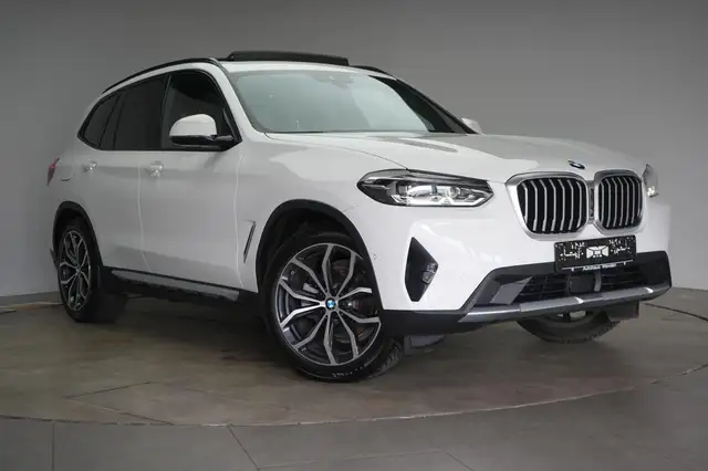 BMW X3 xDrive20d Leder/ACC/Kamera/Virtual/Pano/H&K/