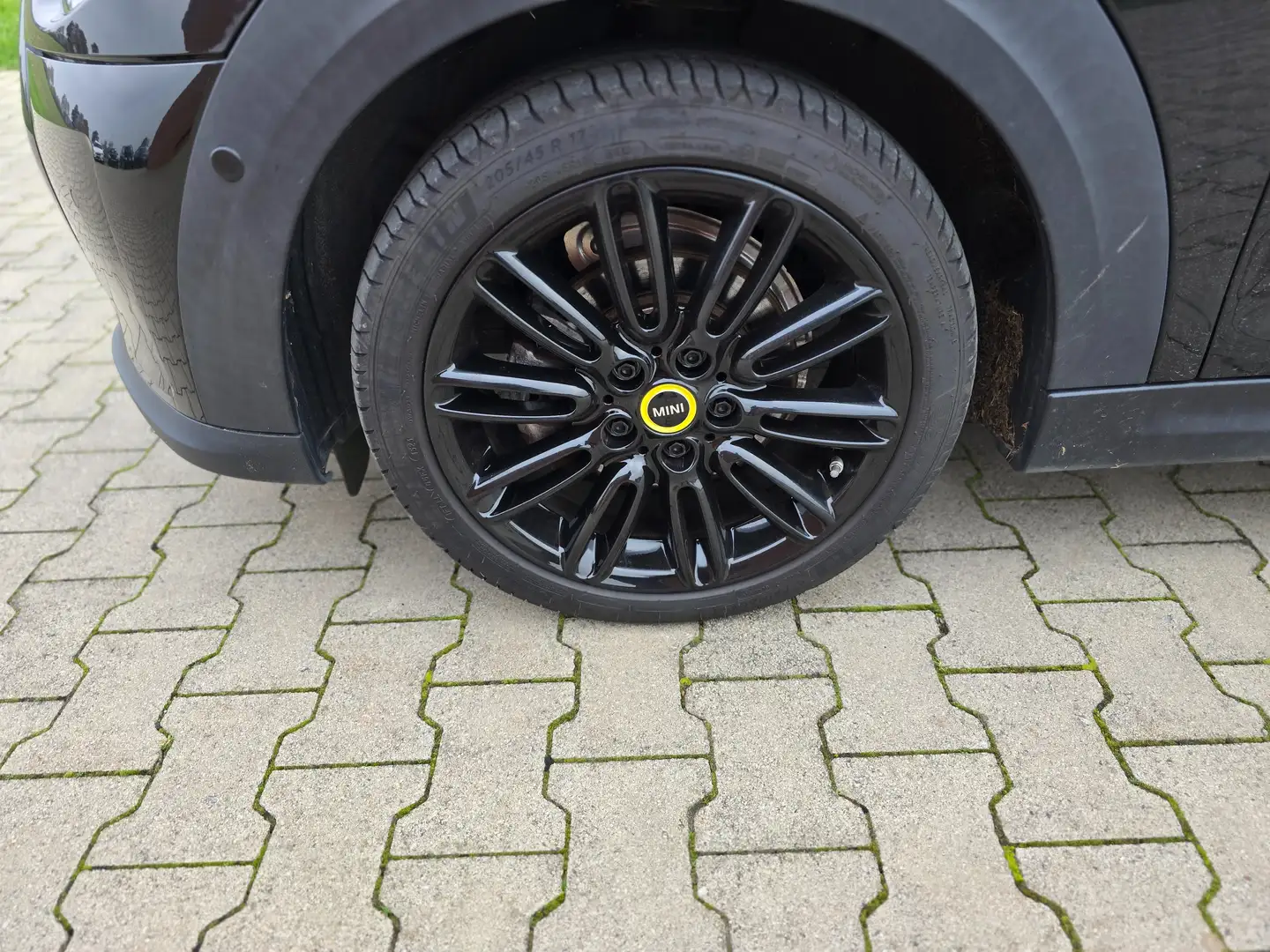 MINI Cooper SE Cooper SE Yours Trim Schwarz - 2