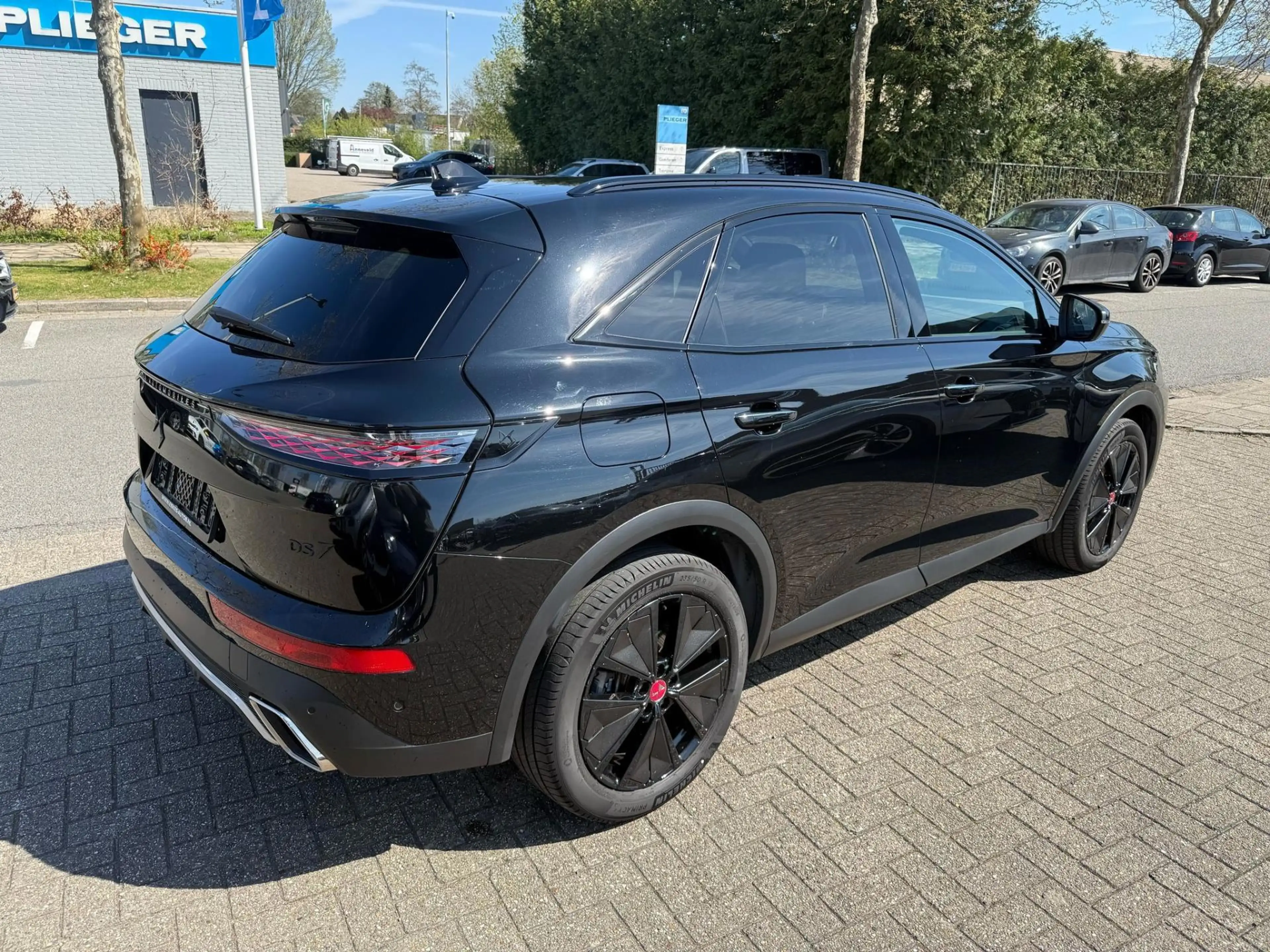 DS Automobiles DS 7 E-Tense 225 Performance Line, Navi, Dealer auto, C — photo 2