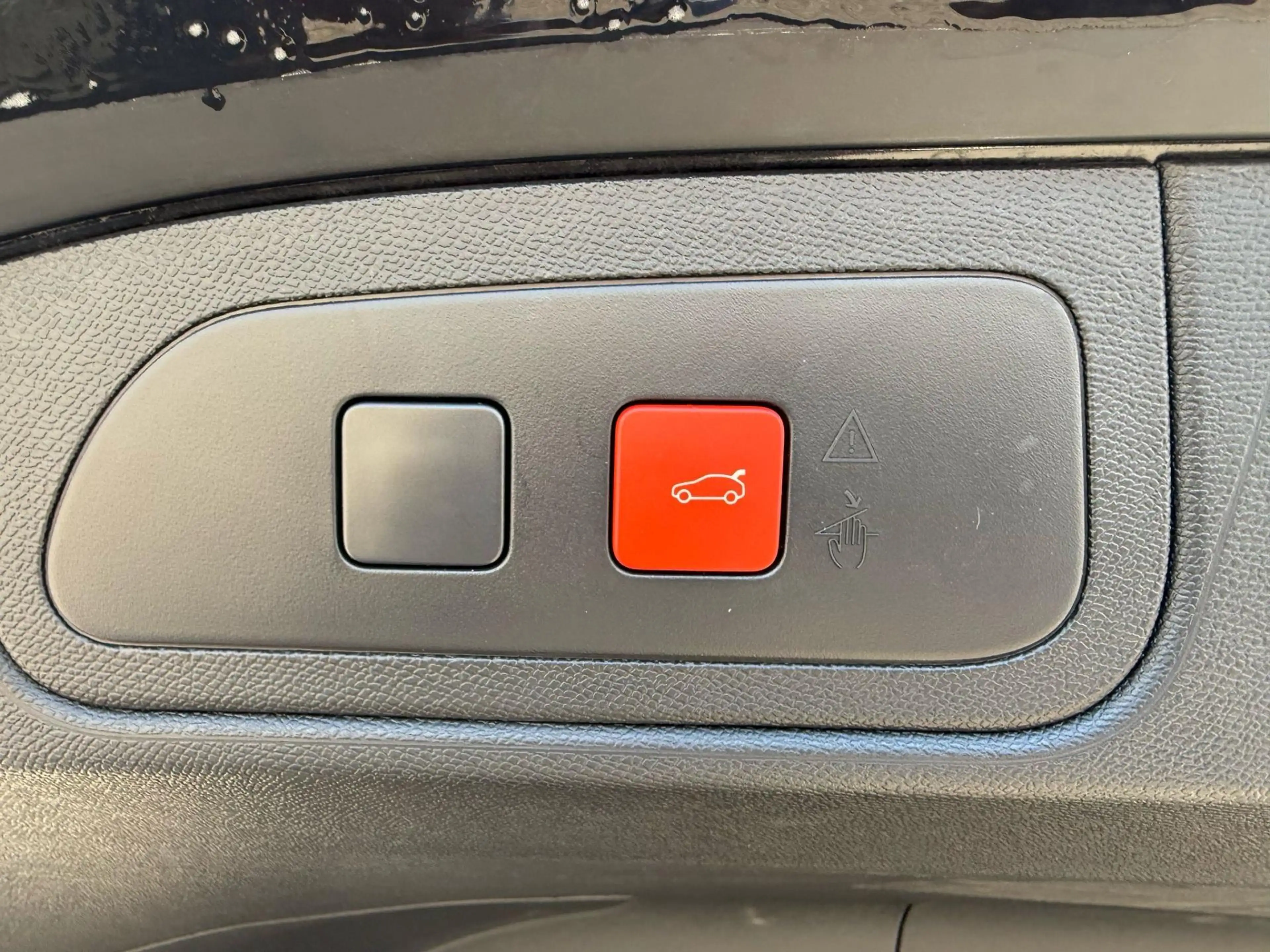 DS Automobiles DS 7 E-Tense 225 Performance Line, Navi, Dealer auto, C — photo 21