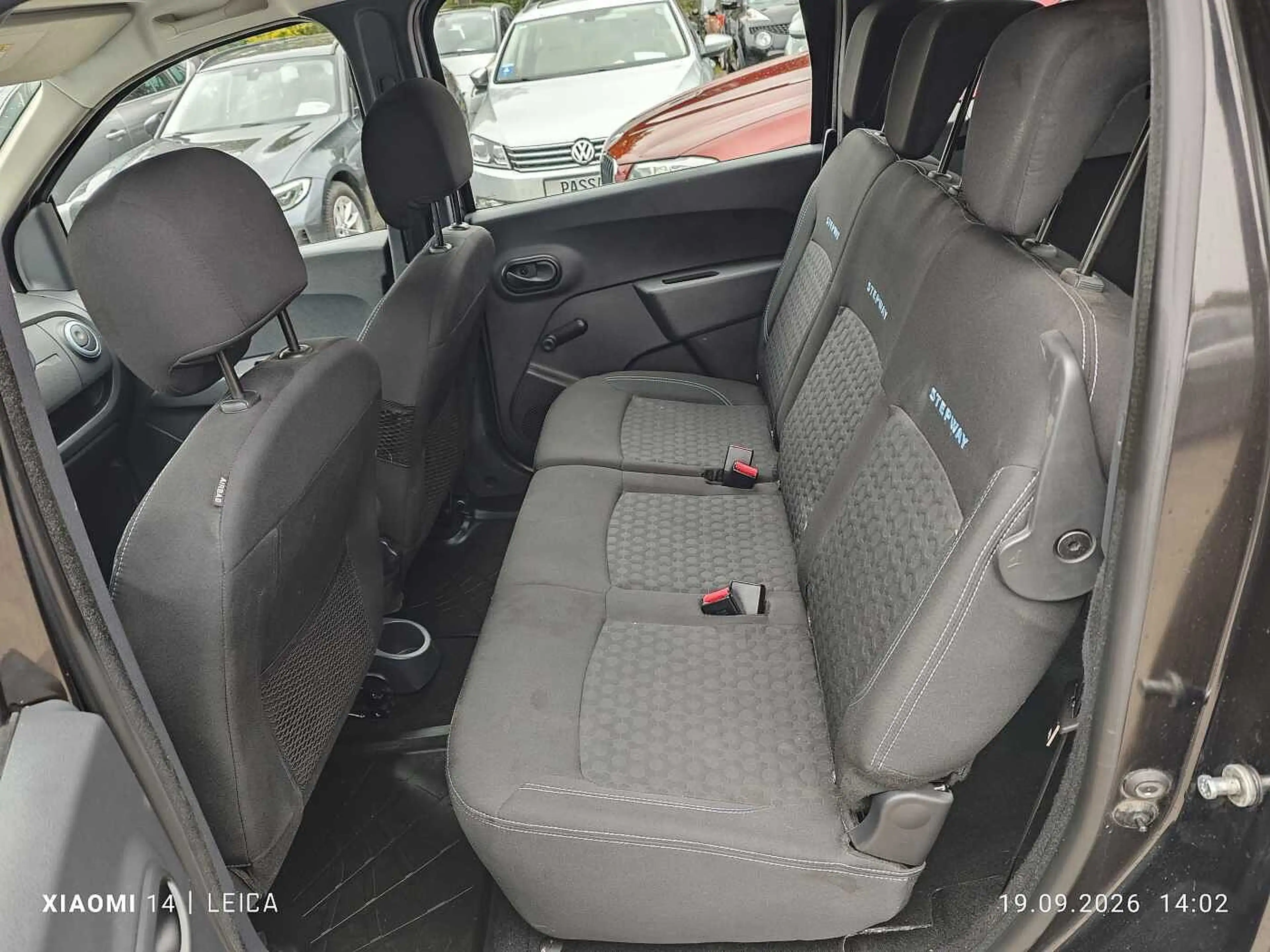 Dacia Lodgy TCe 115 Prestige — photo 9