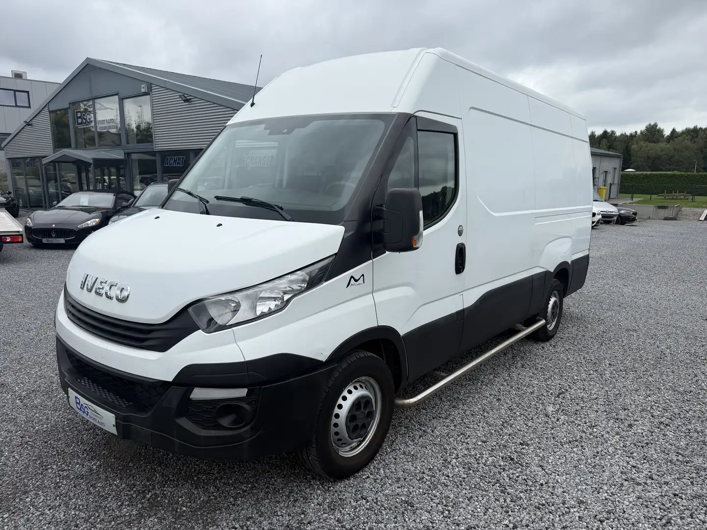 Iveco Daily 35S12V 2.3 Turbo*3 PLACES*BOITE AUTO*TVA*EURO6b Weiß - 1