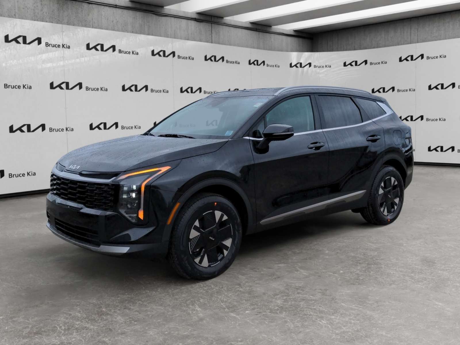 Black 2026 Kia Sportage Hybrid SUV / Crossover All-Wheel Drive 6-Speed Automatic