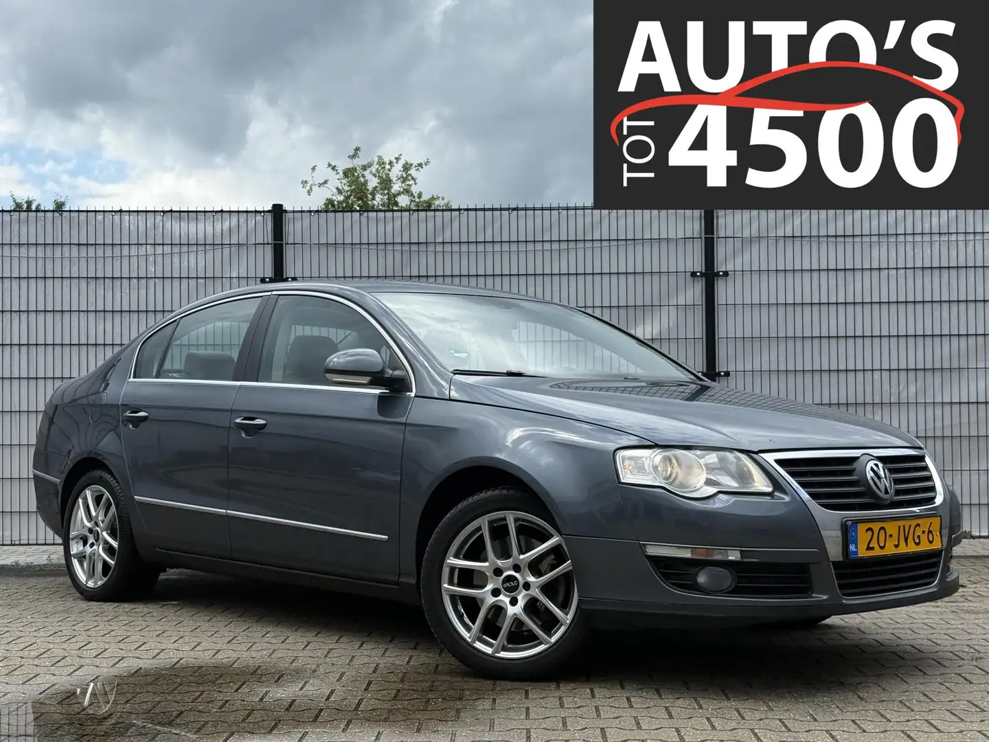 Volkswagen Passat 1.4 TSI Comfortline Trekhaak! Nieuwe ketting! Gris - 1