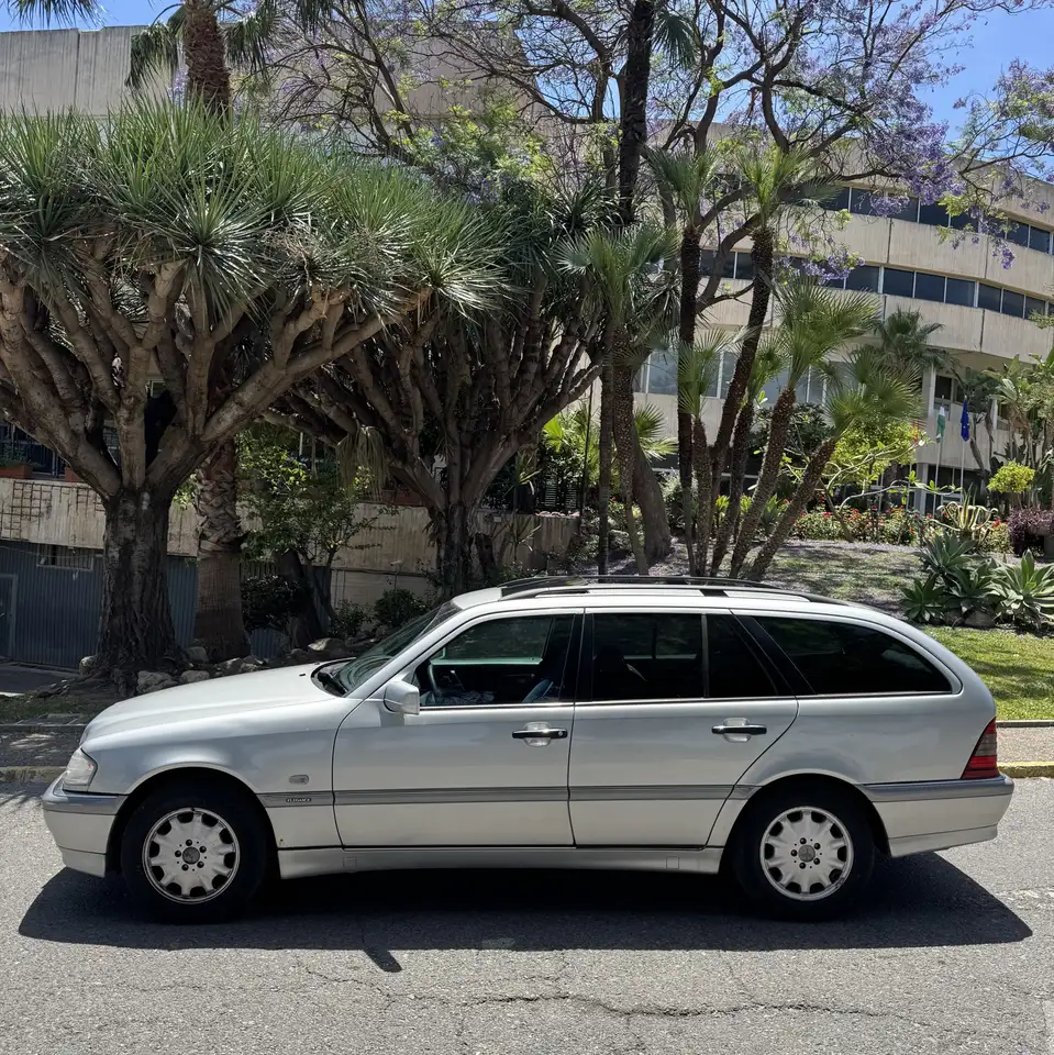 Mercedes-Benz C 280 Elegance, foto 3