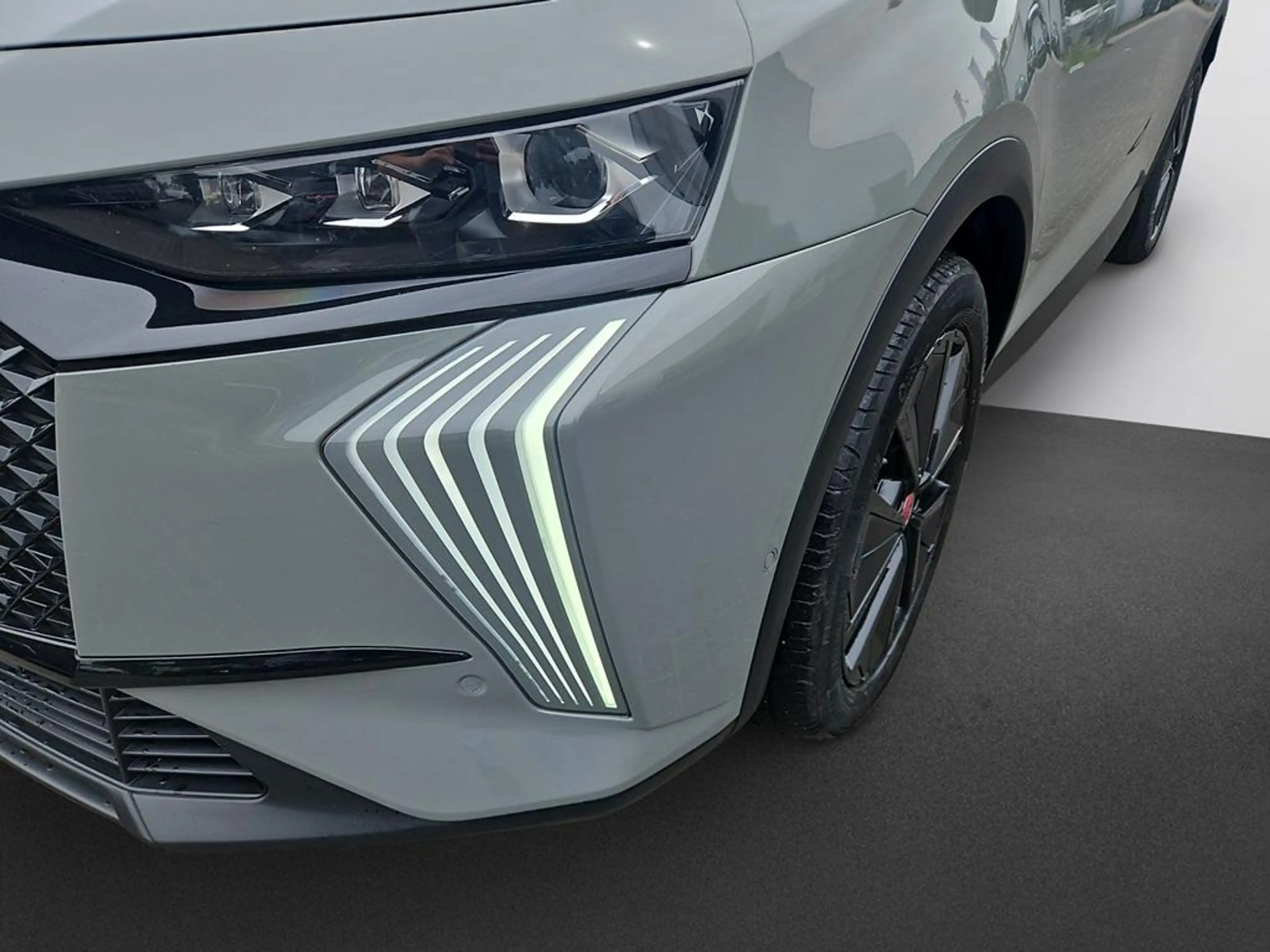 DS Automobiles DS 7 DS 7 PERFORMANCE LINE + BlueHDI 130 — photo 9