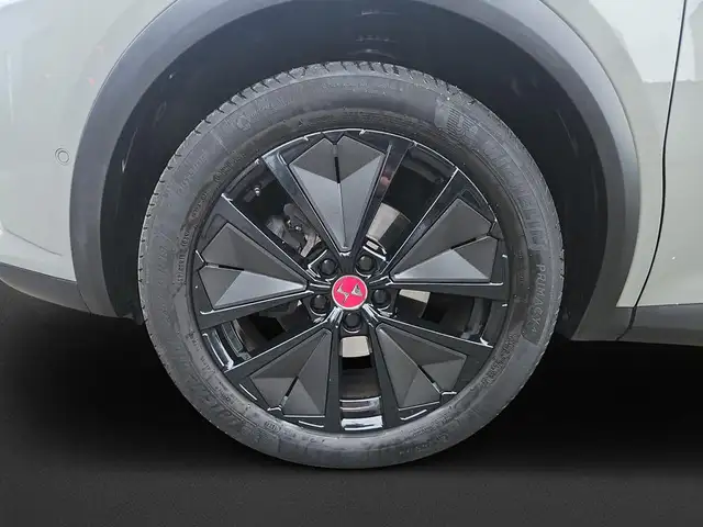 DS Automobiles DS 7 view 8