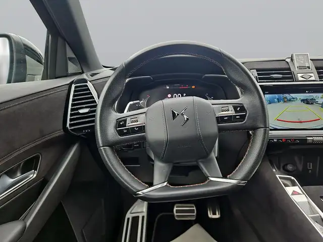 DS Automobiles DS 7 view 13