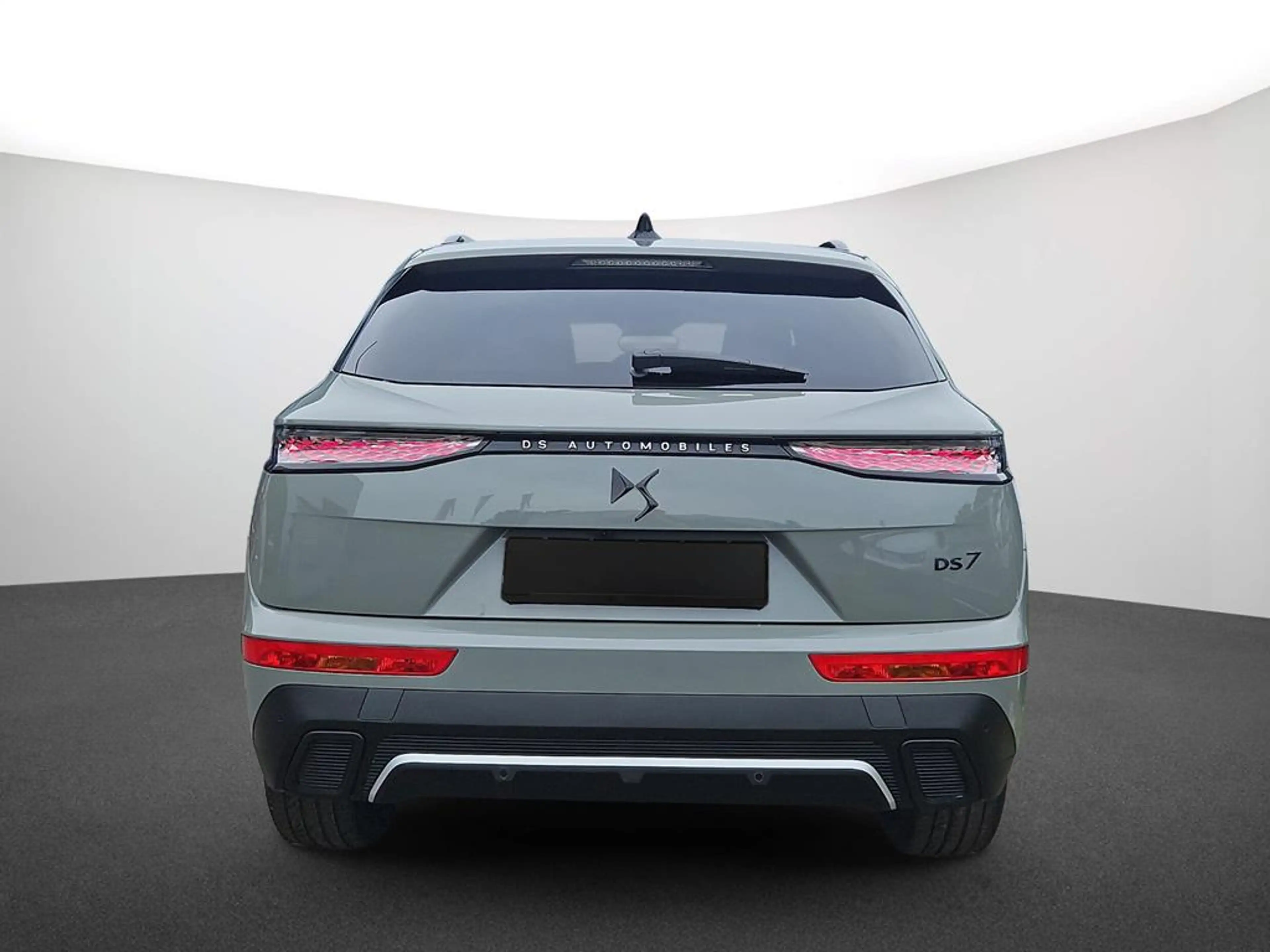 DS Automobiles DS 7 DS 7 PERFORMANCE LINE + BlueHDI 130 — photo 3