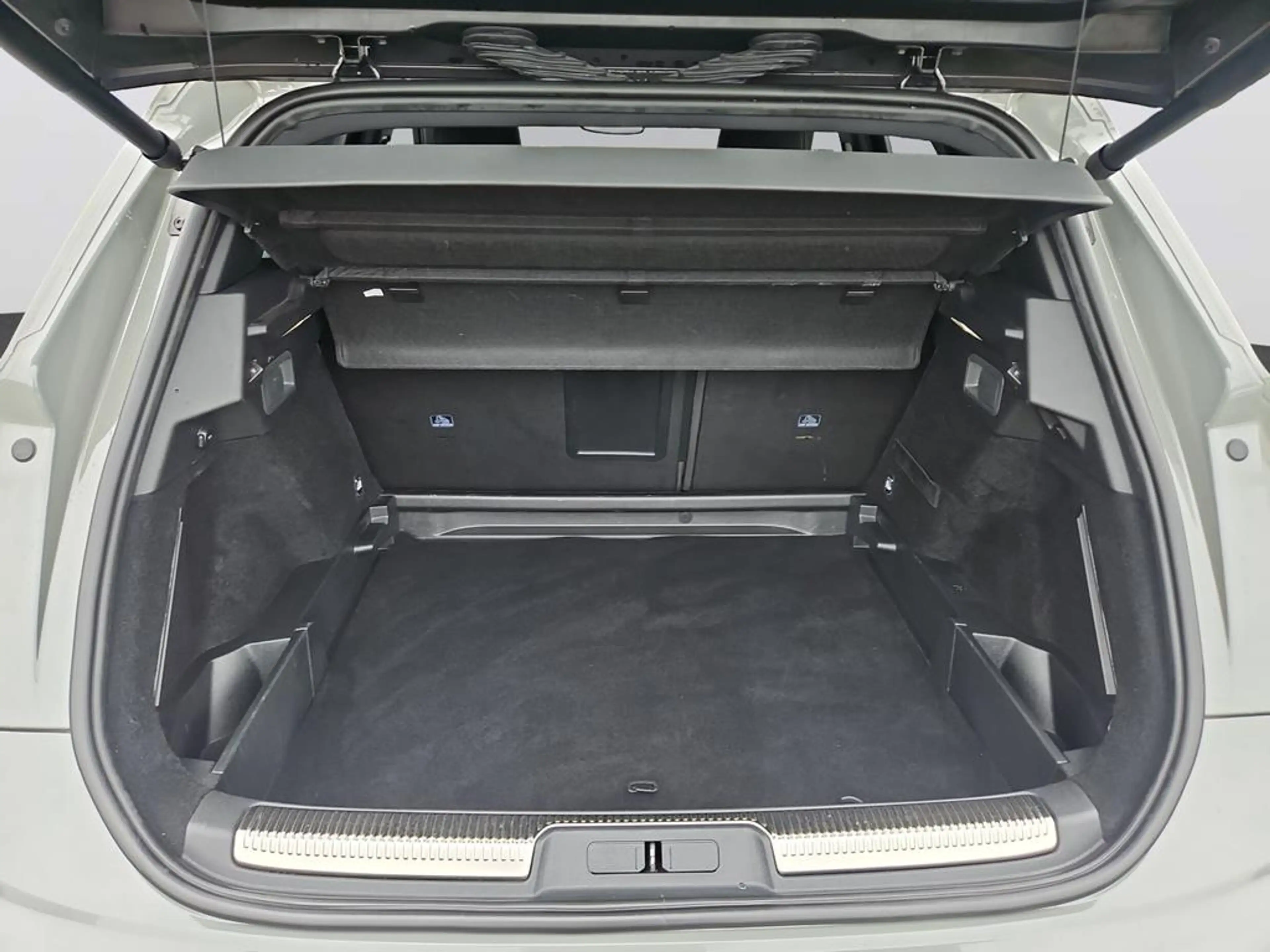 DS Automobiles DS 7 DS 7 PERFORMANCE LINE + BlueHDI 130 — photo 7