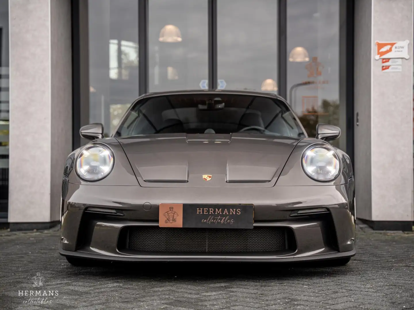 Porsche 992 992 4.0 GT3 Touring / 18-Way / BOSE / Lift / Sport Grau - 2