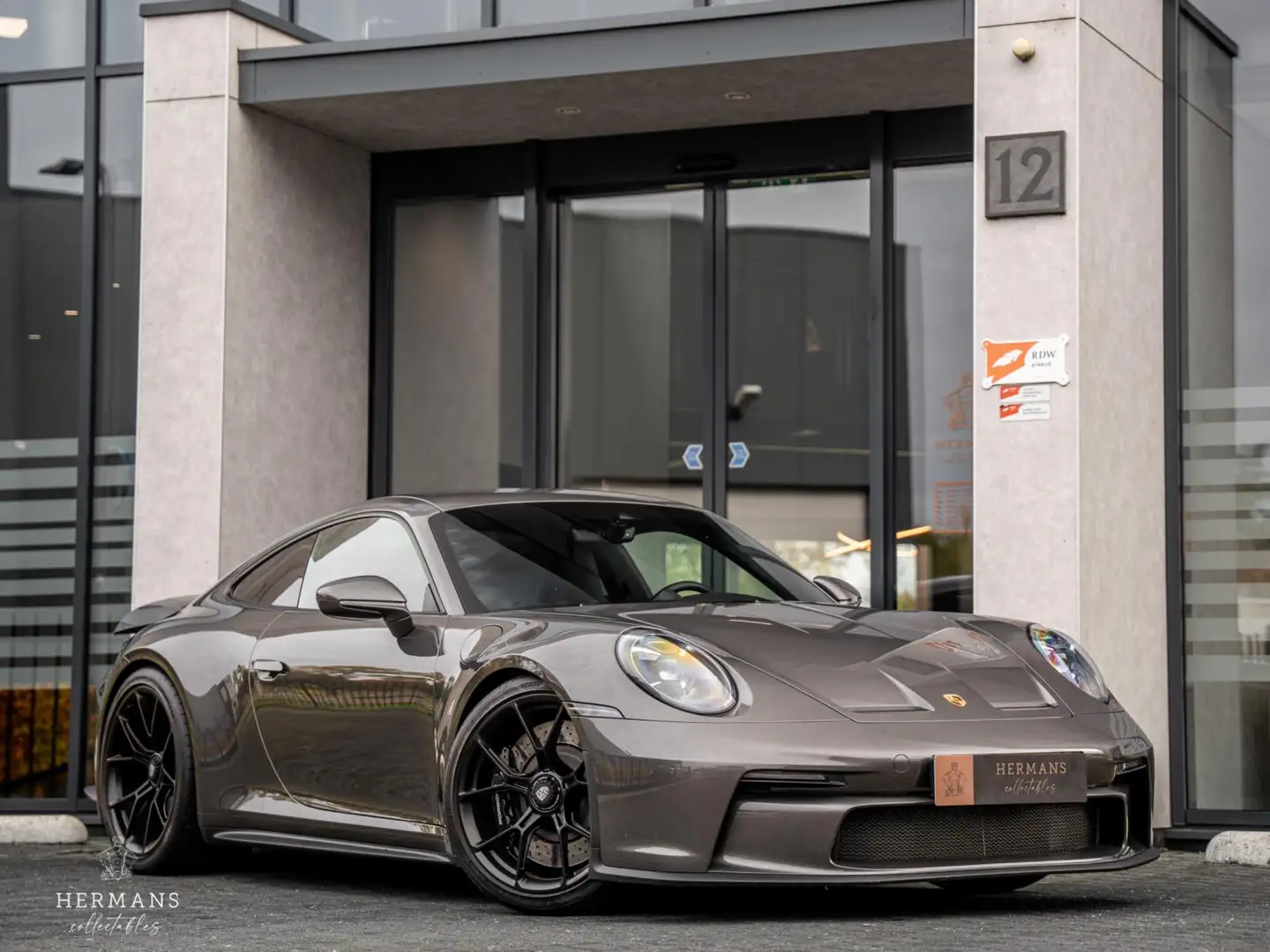 Porsche 992 992 4.0 GT3 Touring / 18-Way / BOSE / Lift / Sport Grau - 1