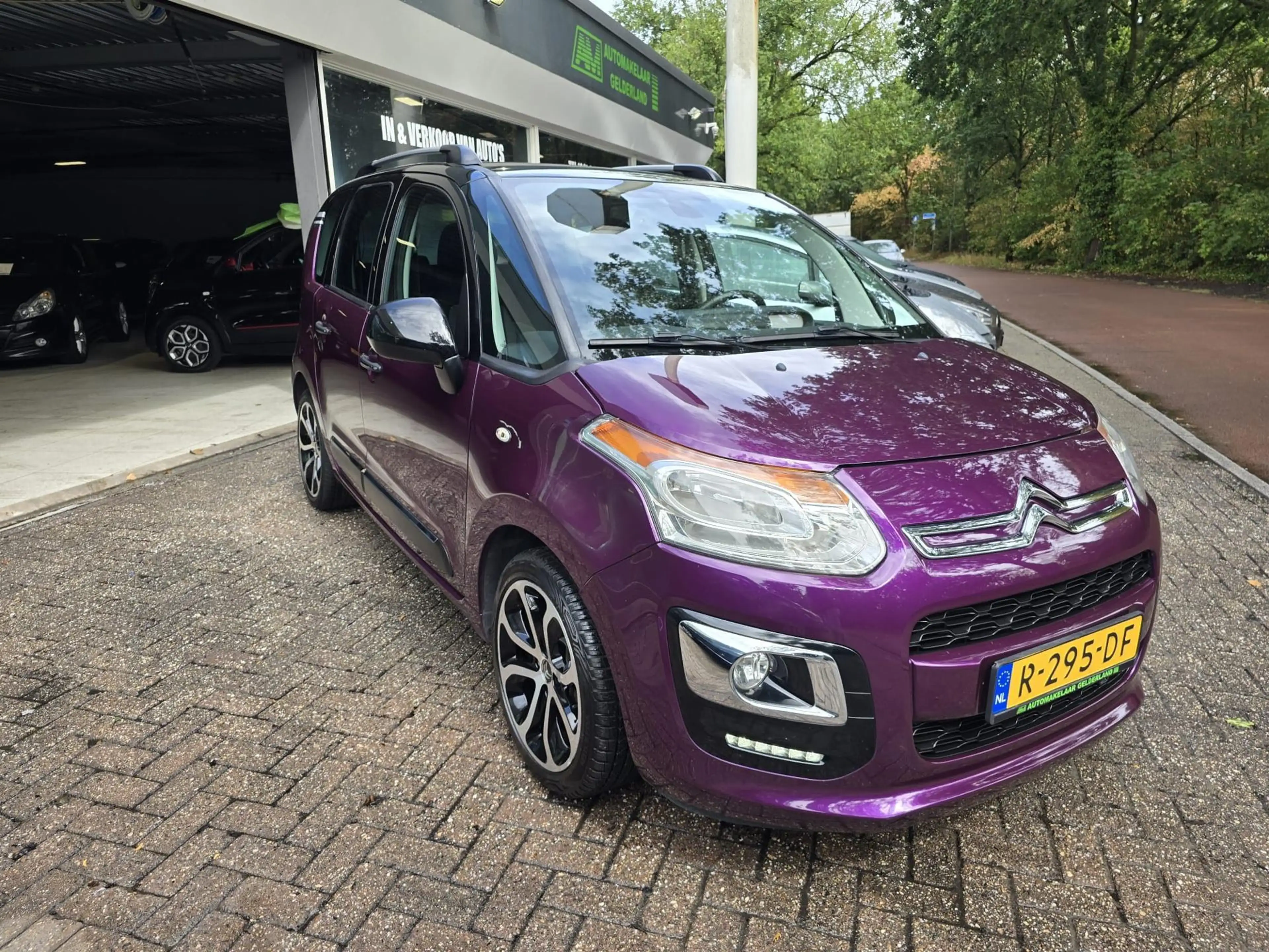Citroen C3 Picasso 1.2 110PK Exclusive | 1E EIGENAAR | 3/6 OF 12MND G — photo 3