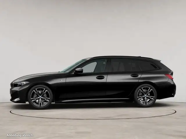 BMW 3 Series view 5
