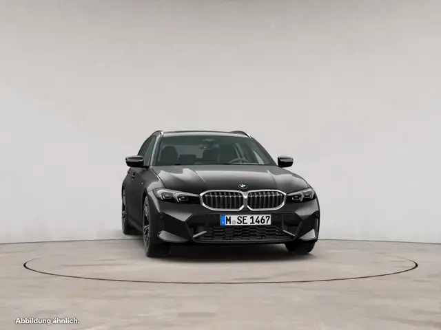 BMW 3 Series view 10