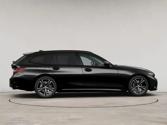 BMW 3 Series view 8