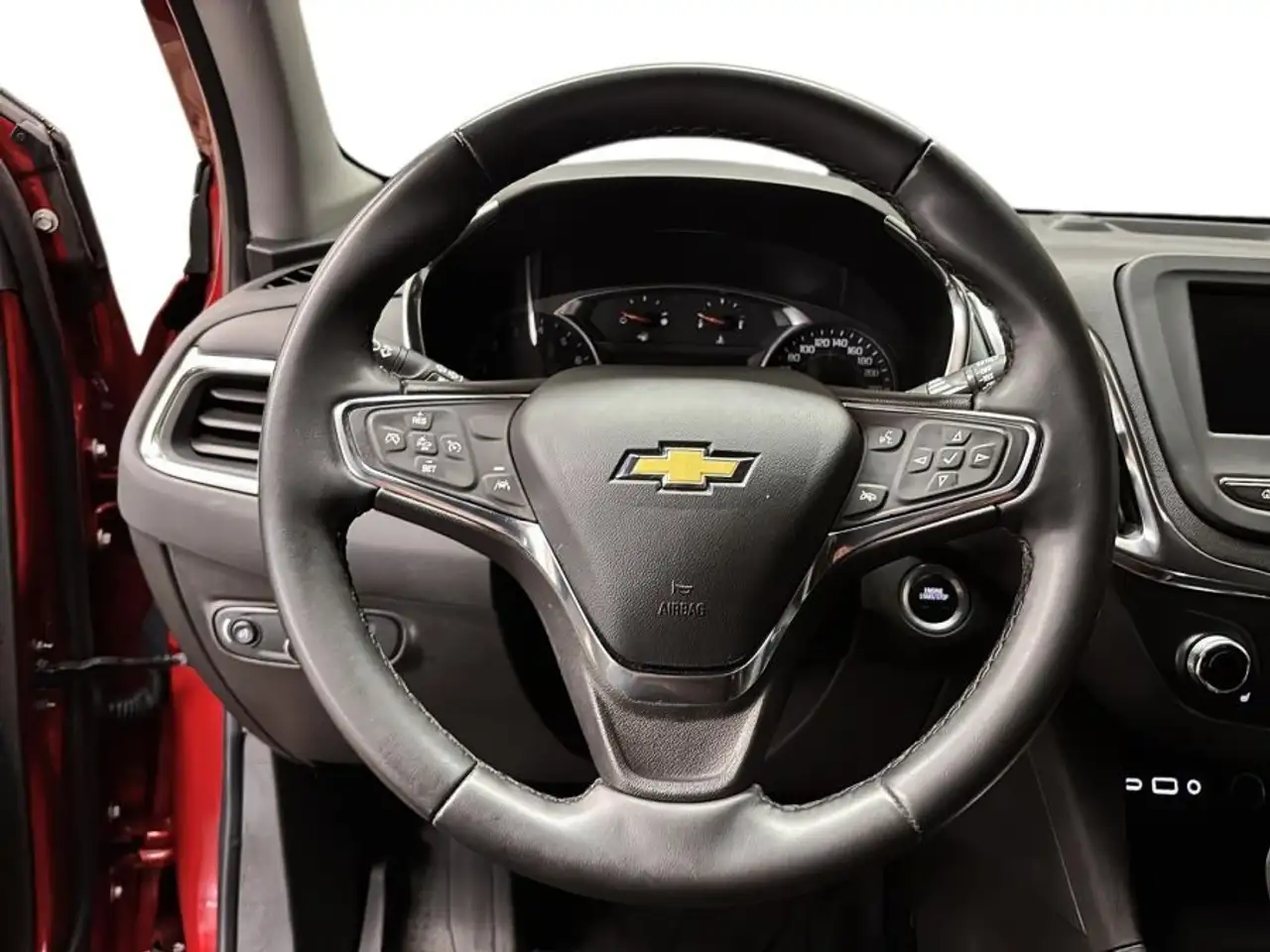 Chevrolet Equinox снимка Chevrolet Equinox