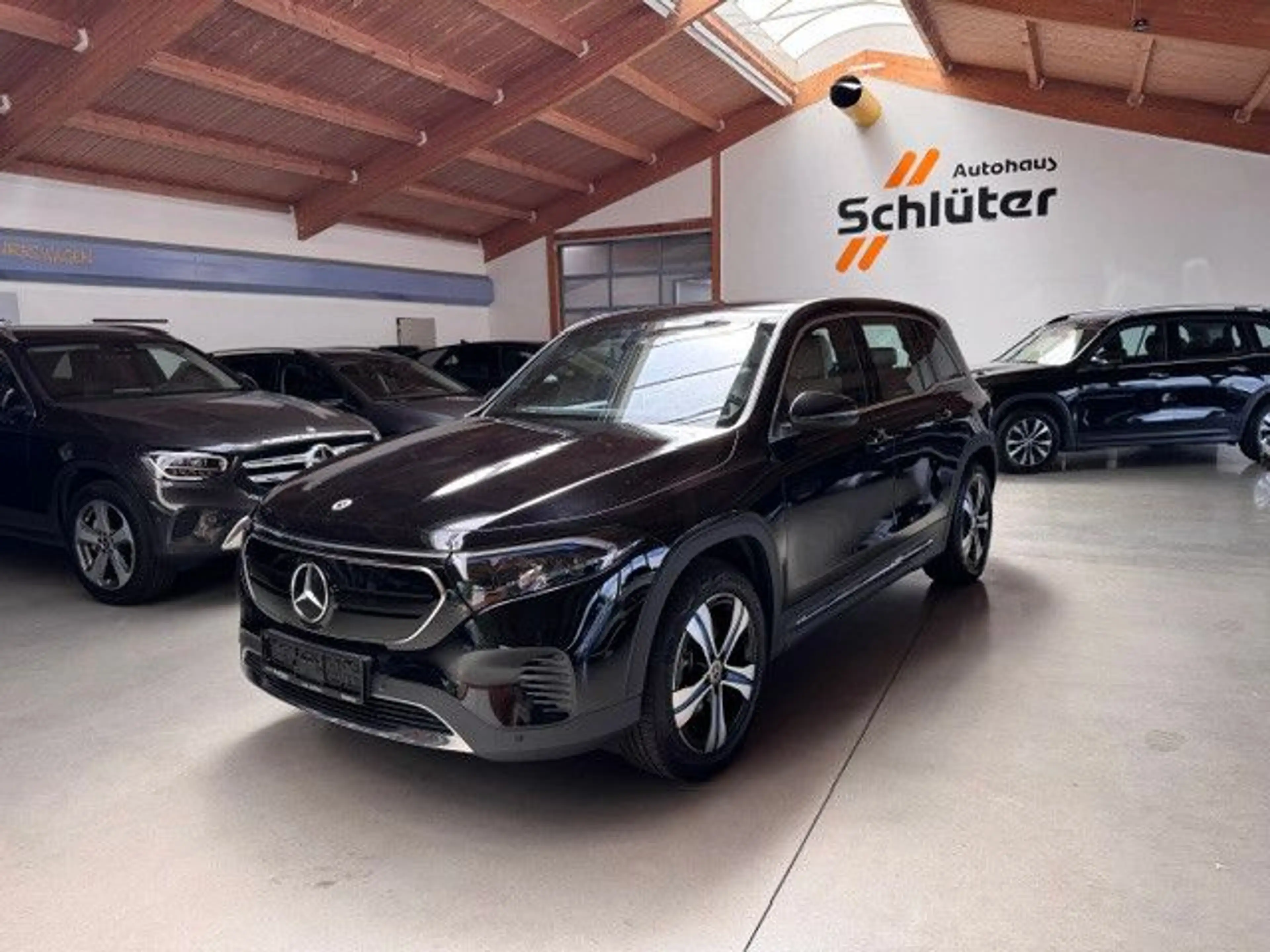 Mercedes-Benz EQB 250 Progressive