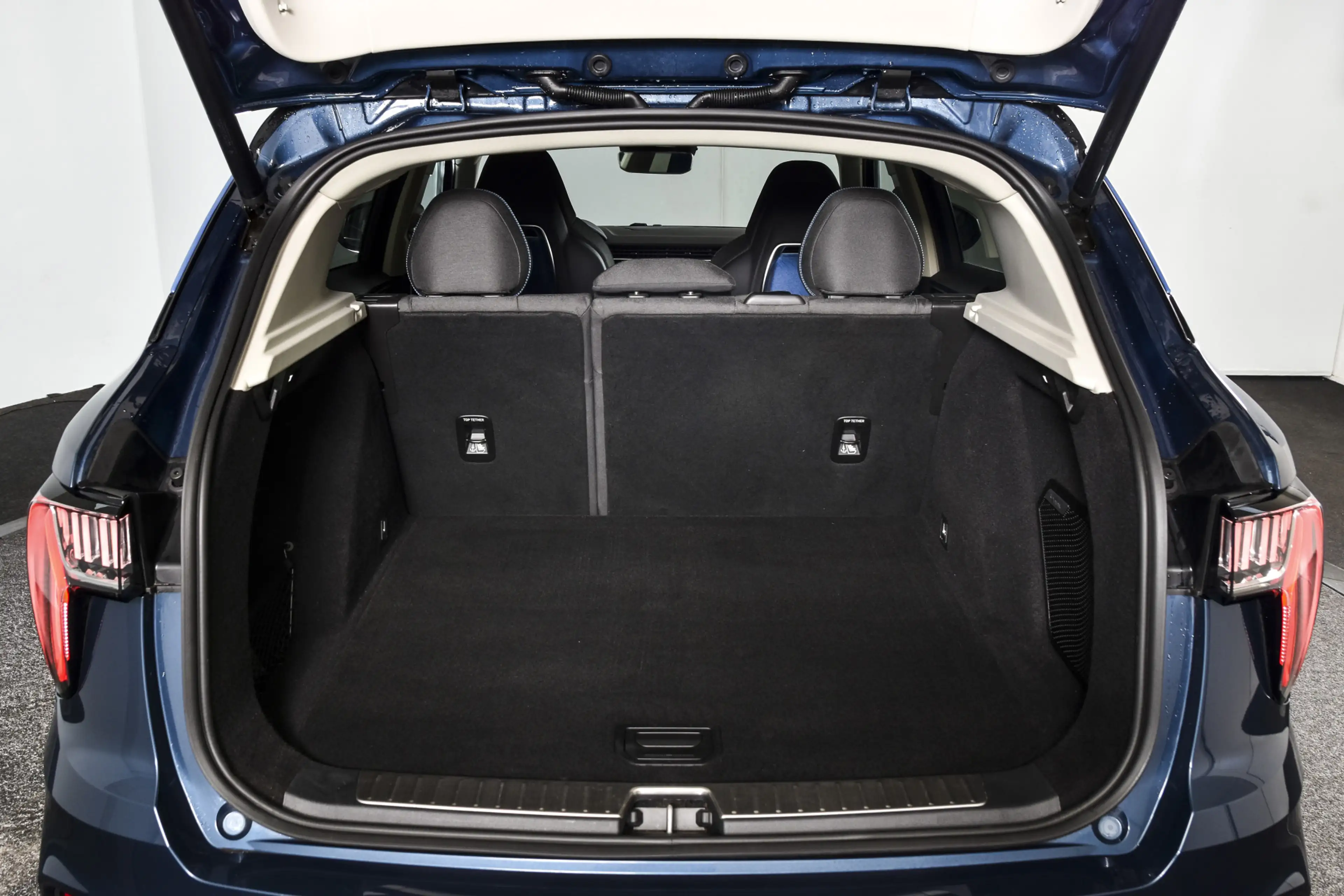 Lynk & Co 01 1.5 PHEV 261PK MY22 | 360 Camera | 7 .4 kWh Boordl — photo 9