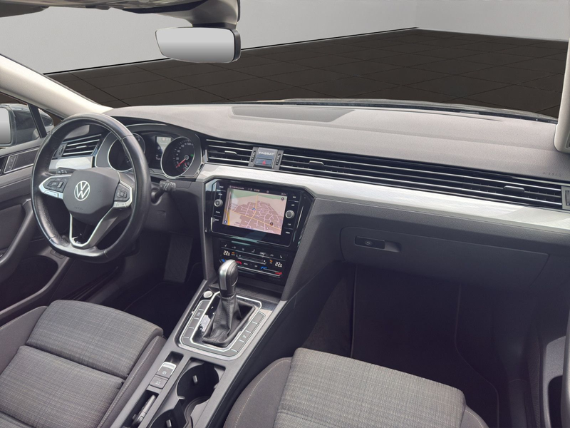 Volkswagen Passat Variant Passat Var. 2.0 TDI DSG PANO NAVI CAM ACC LANE — photo 13