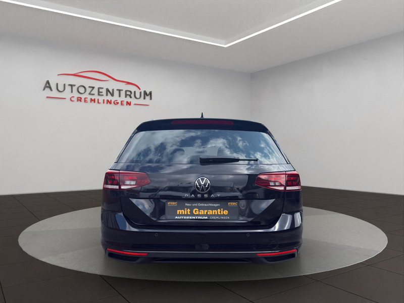 Volkswagen Passat Variant Passat Var. 2.0 TDI DSG PANO NAVI CAM ACC LANE — photo 6