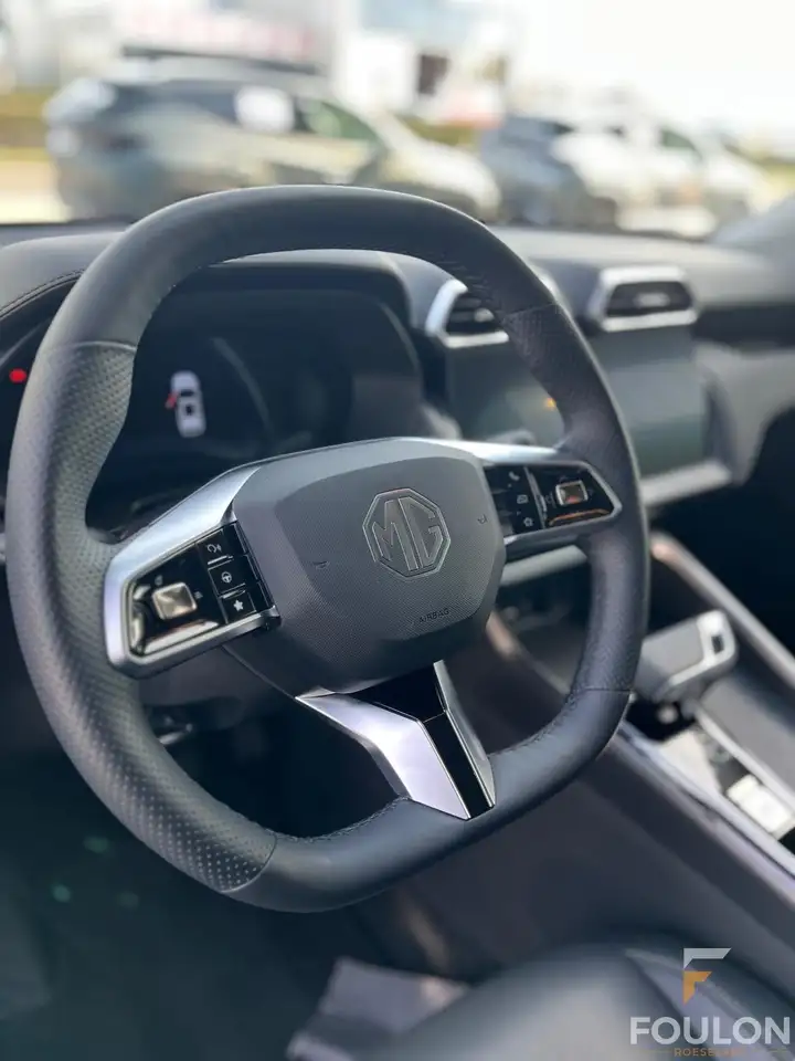 MG ZS 1.5 Hybrid+ Luxury 6