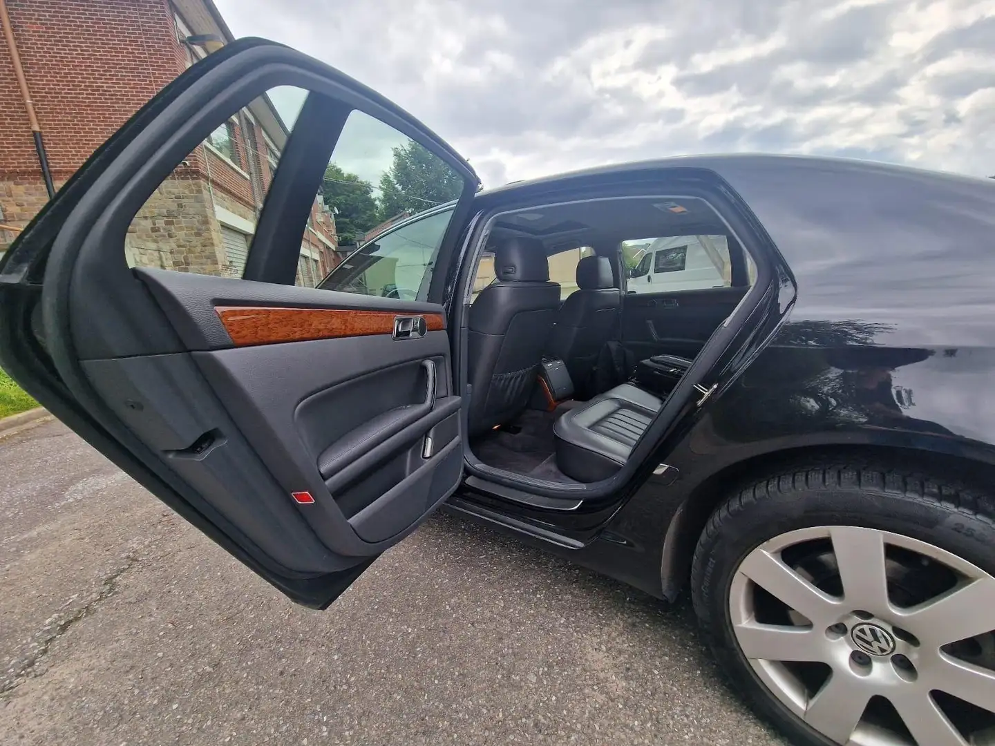 Volkswagen Phaeton Phaeton 3.0 TDI - 4Motion Fekete - 1