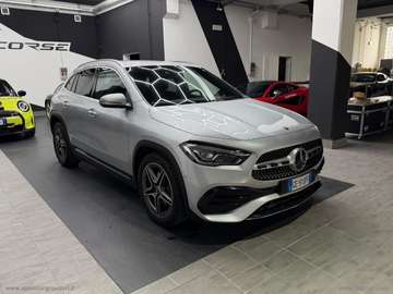 GLA 200 d 4Matic AMG Line PREMIUM