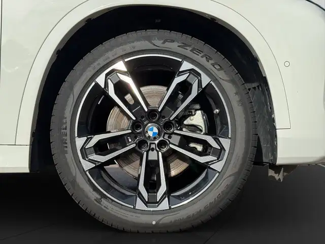 BMW X1 view 12