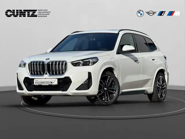 BMW X1 view 2