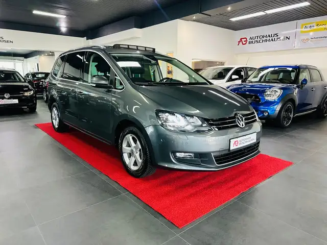 Volkswagen Sharan 2.0TDI Life Aut DSG/Xen/Pano/Nav/elSchieb