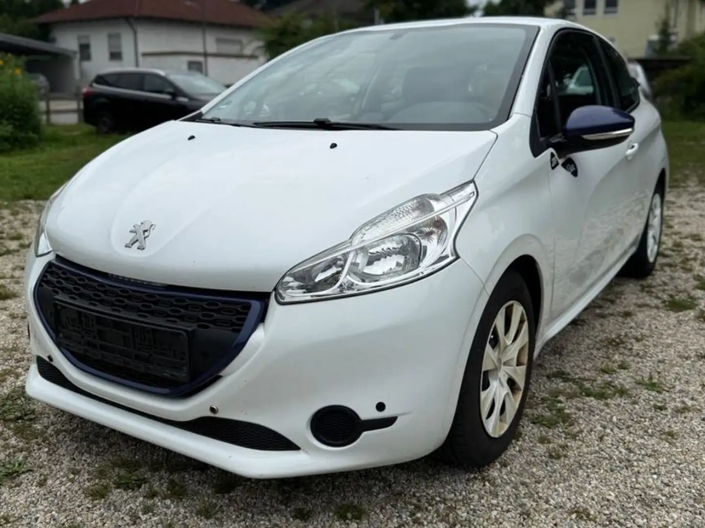Peugeot 208 3-Türer TEMPOMAT PDC HU KLIMA - 1