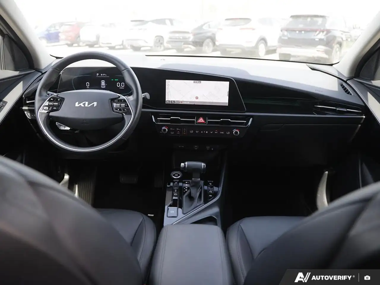 Kia Niro снимка Kia Niro