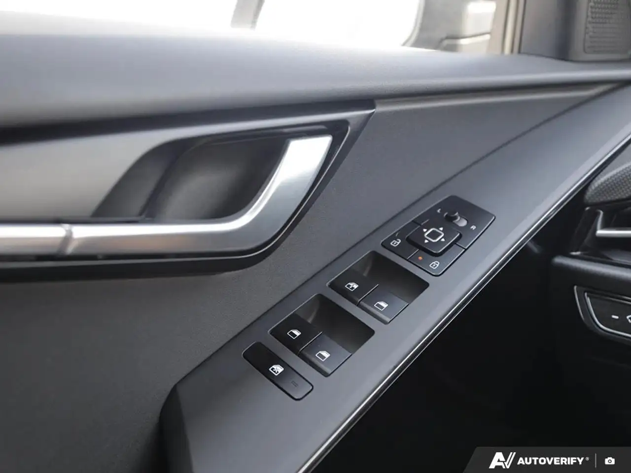 Kia Niro снимка Kia Niro