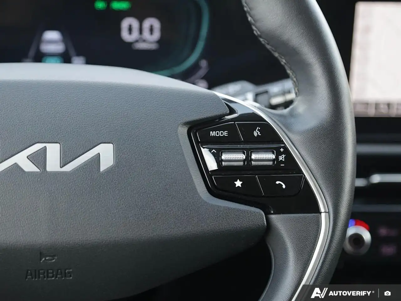 Kia Niro снимка Kia Niro
