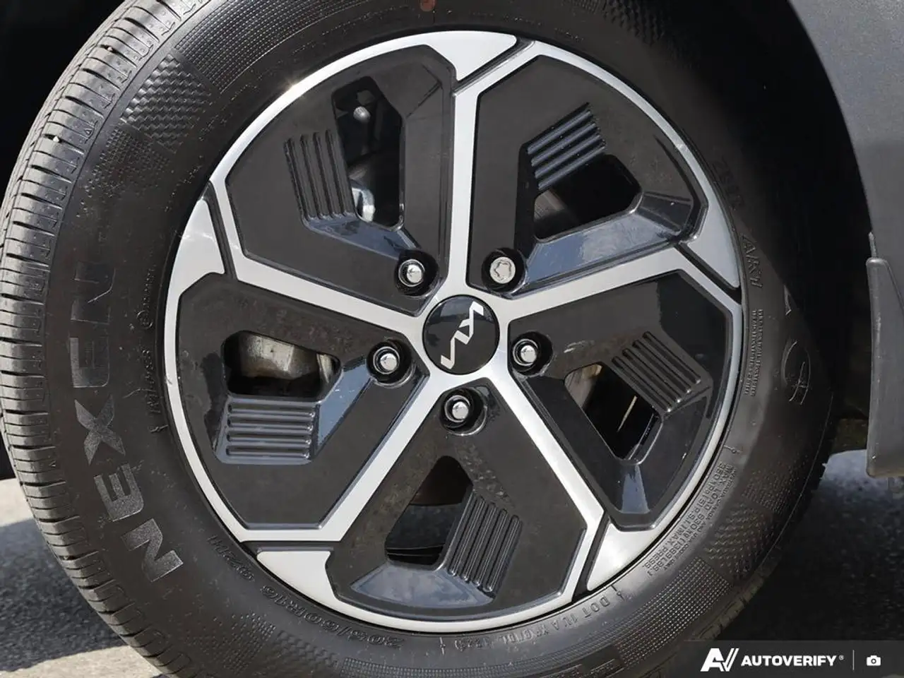 Kia Niro снимка Kia Niro