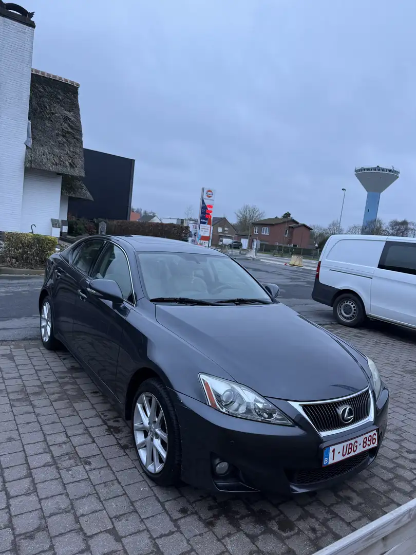 Lexus IS 200 d - 1