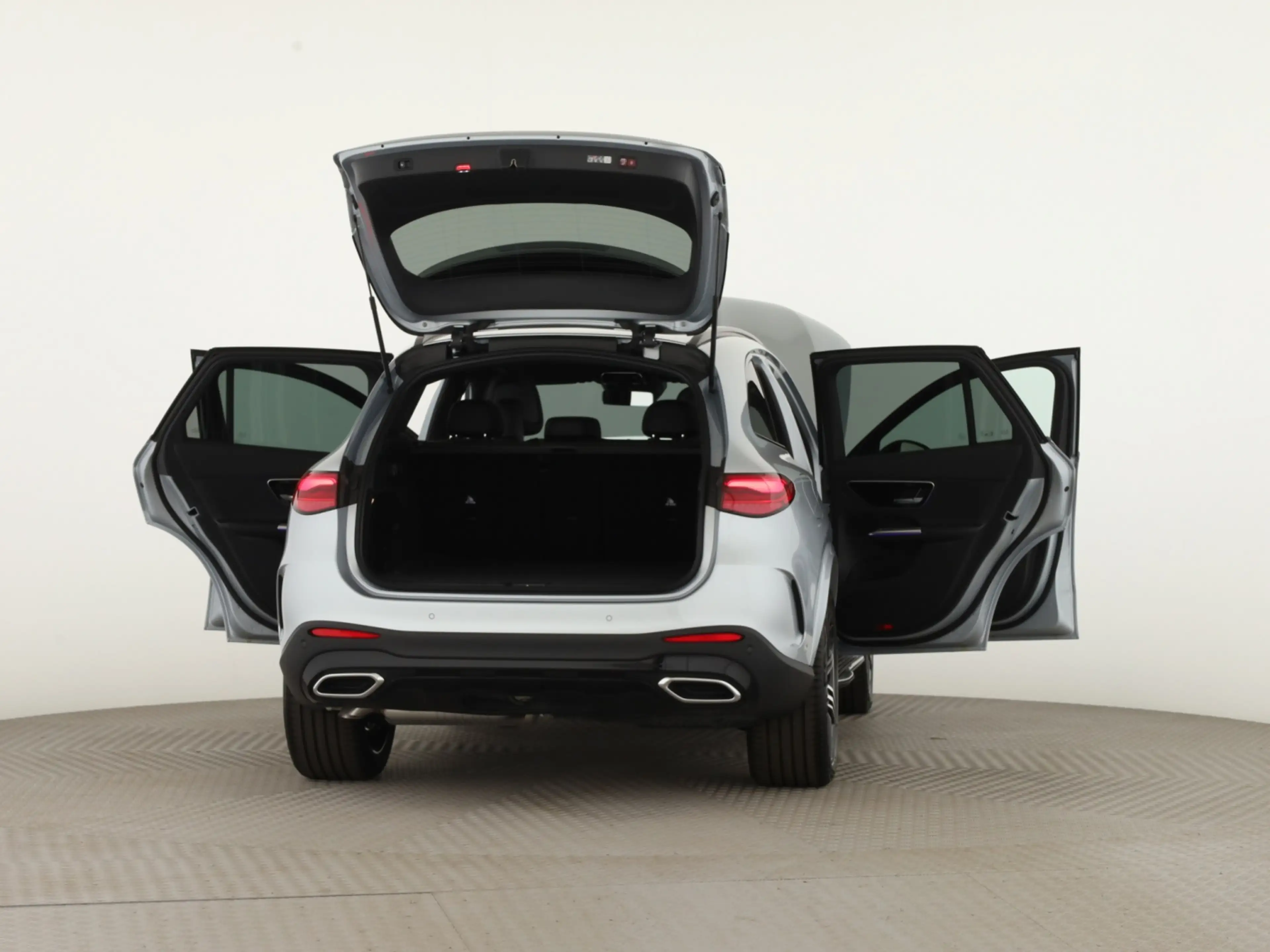 Mercedes-Benz GLC 450 d 4MATIC *AMG*360°*LenkradH*Memory*AHK* — photo 9