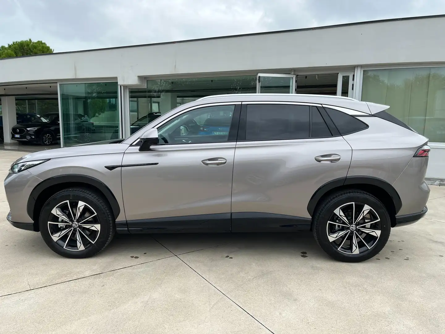 MG HS NEW COMFORT ZERO ANTICIPO TUA DA 285€ AL MESE Grigio - 2
