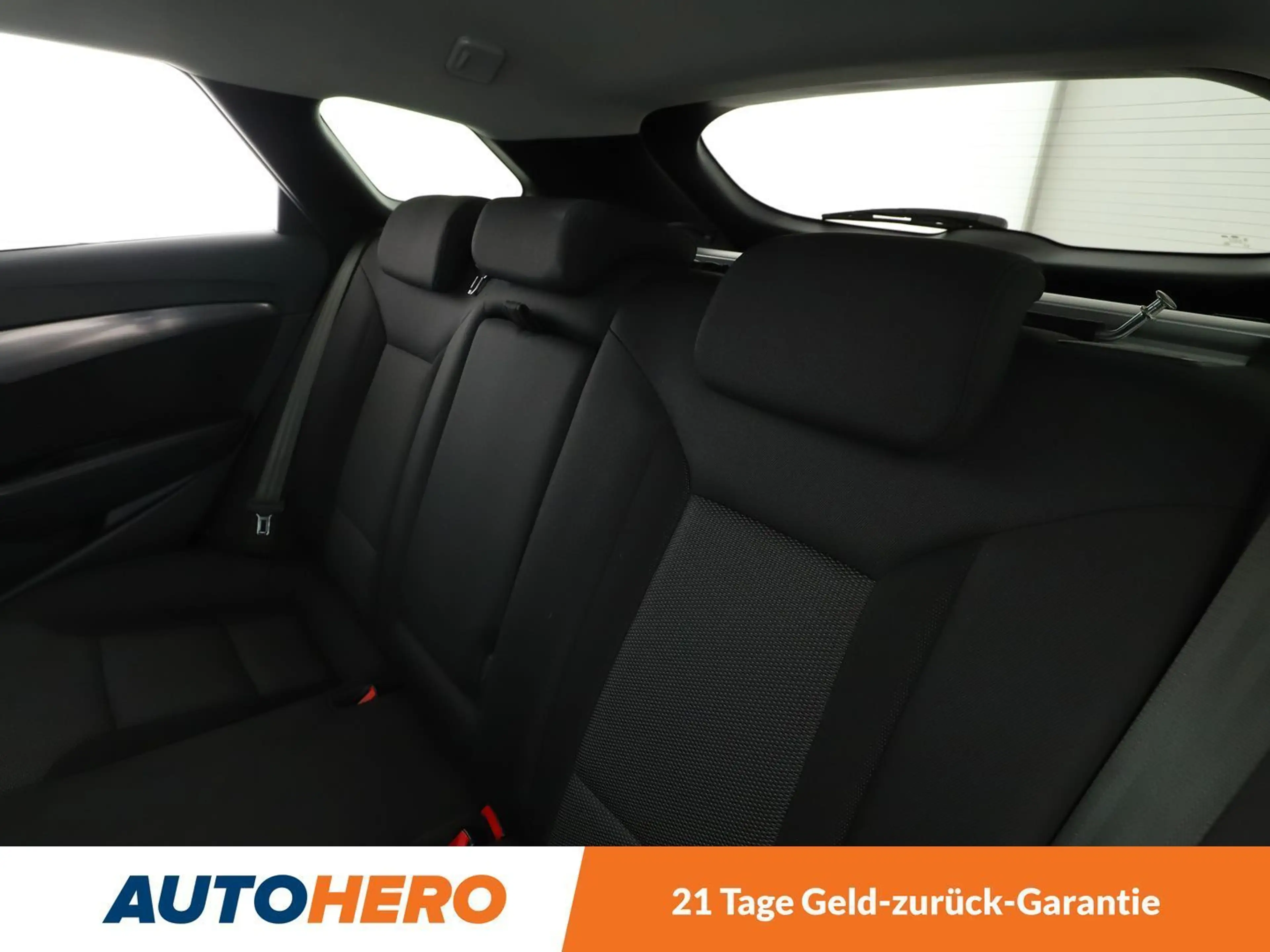 Hyundai i40 1.6 Trend Blue*TEMPO*PDC*SHZ*KLIMA*GARANTIE* — photo 14