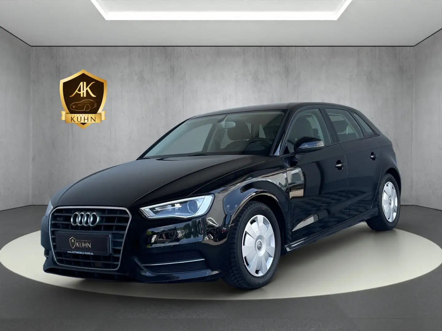 Audi A3 ATTRACTION*ULTRA*PDC*SHZ* Noir - 1
