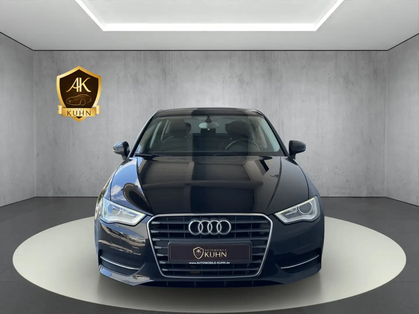 Audi A3 ATTRACTION*ULTRA*PDC*SHZ* Noir - 2