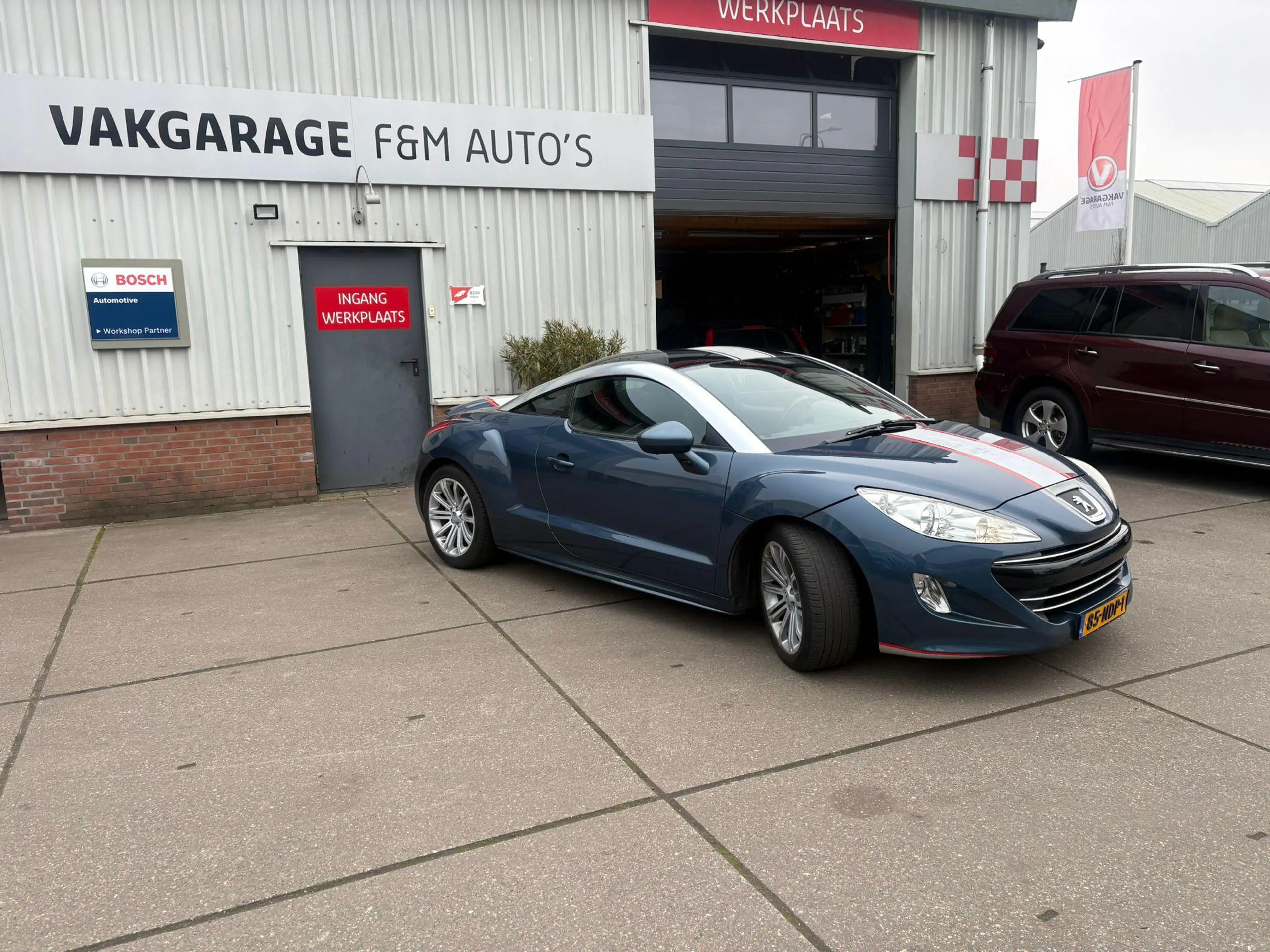 Peugeot RCZ 1.6 THP Clima, radio, cruise, pdc achter — photo 2