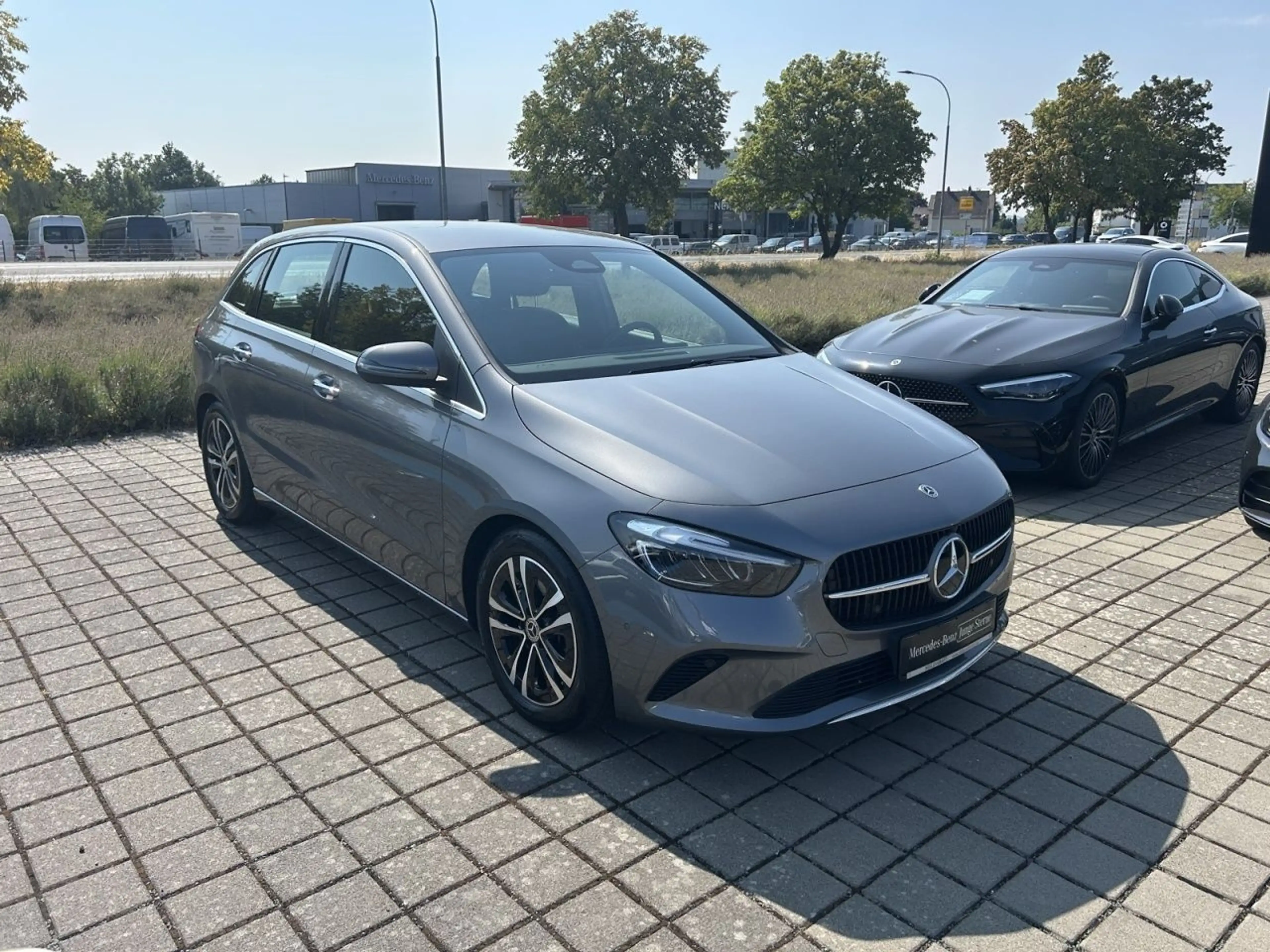 Mercedes-Benz B 200 PROGRESSIVE+TOTW+AMBIENTE+AHK+DISTRONIC — photo 4