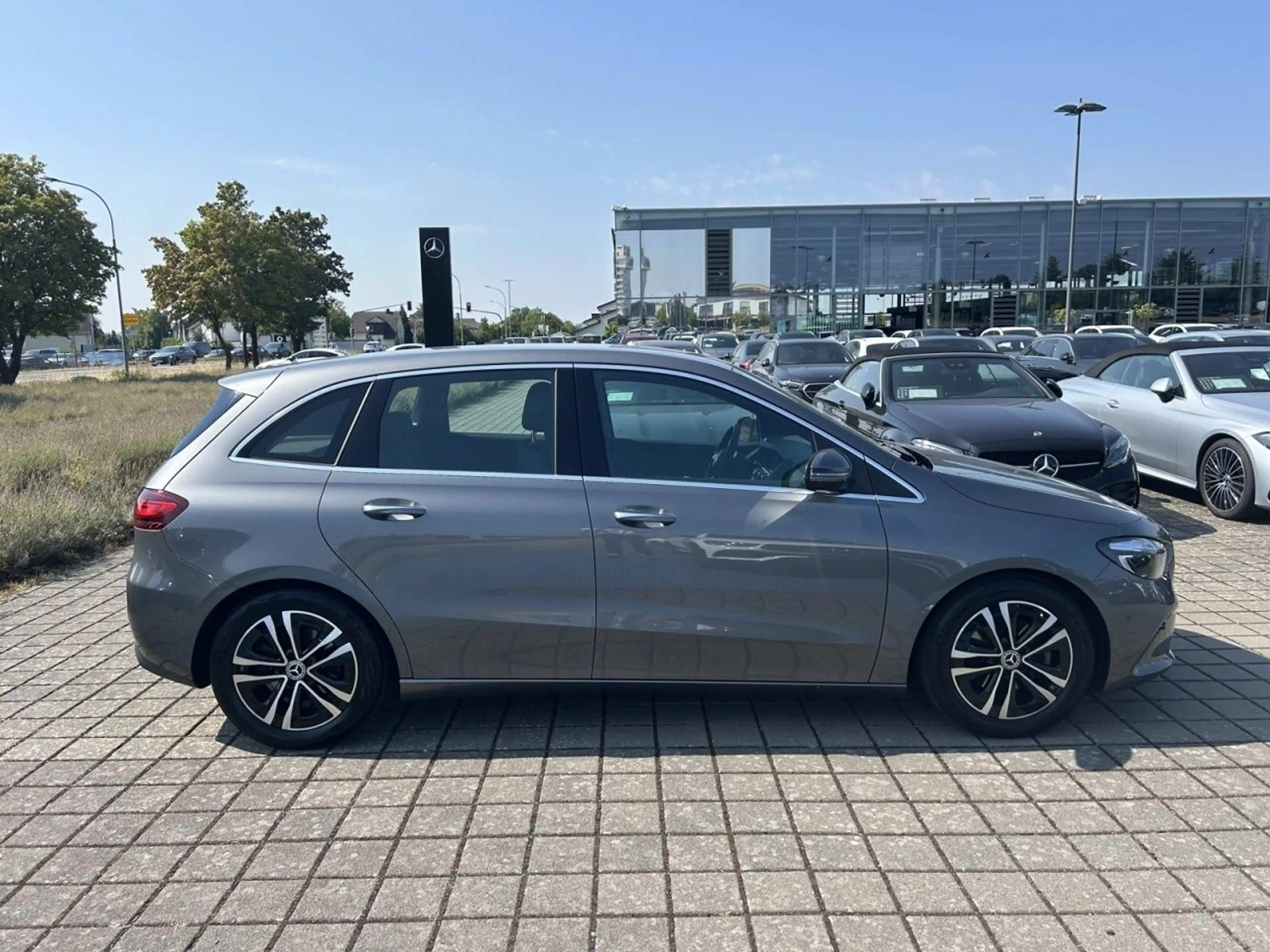 Mercedes-Benz B 200 PROGRESSIVE+TOTW+AMBIENTE+AHK+DISTRONIC — photo 5