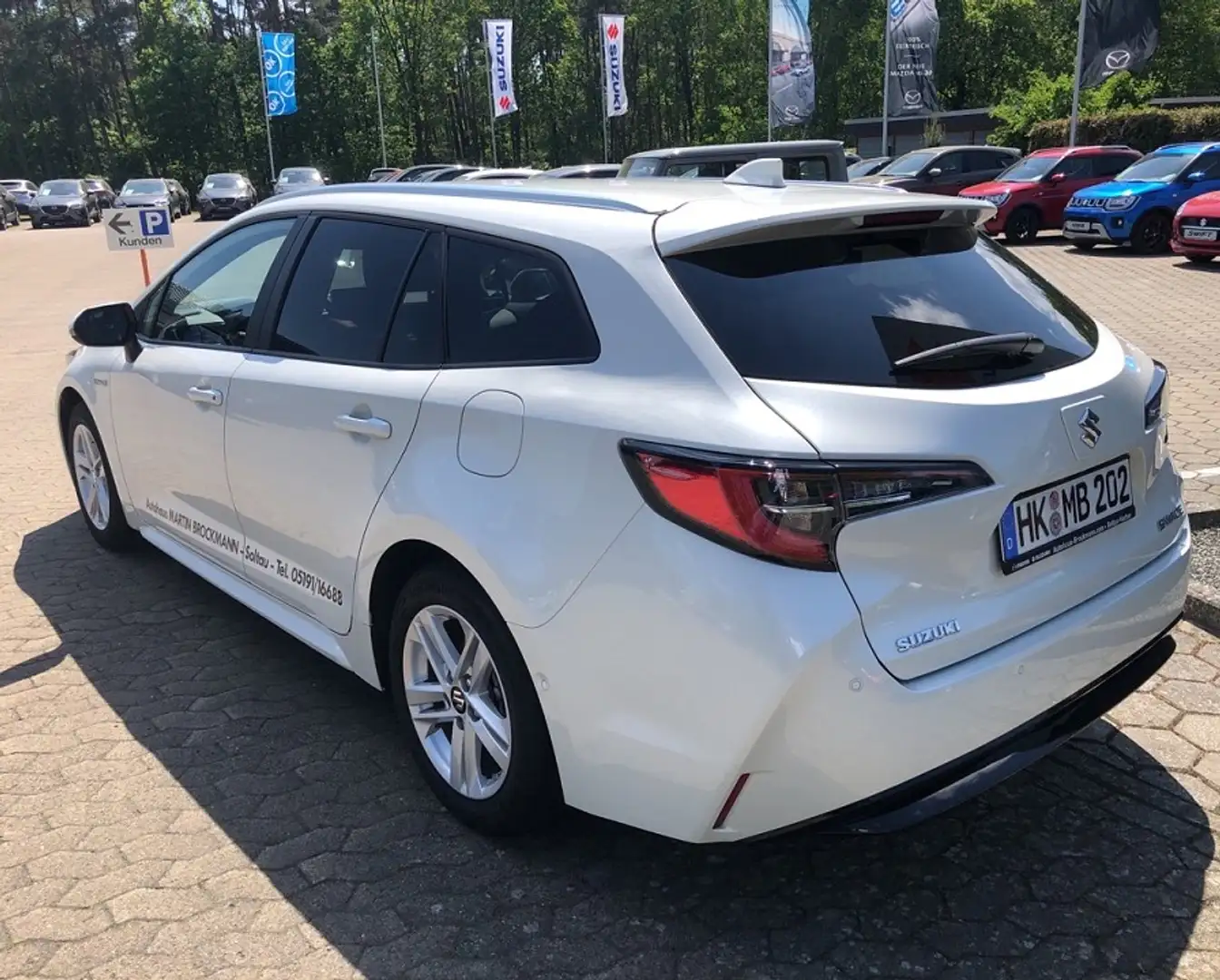 Suzuki Swace 1.8 Comfort+ CVT Hybrid Weiß - 2