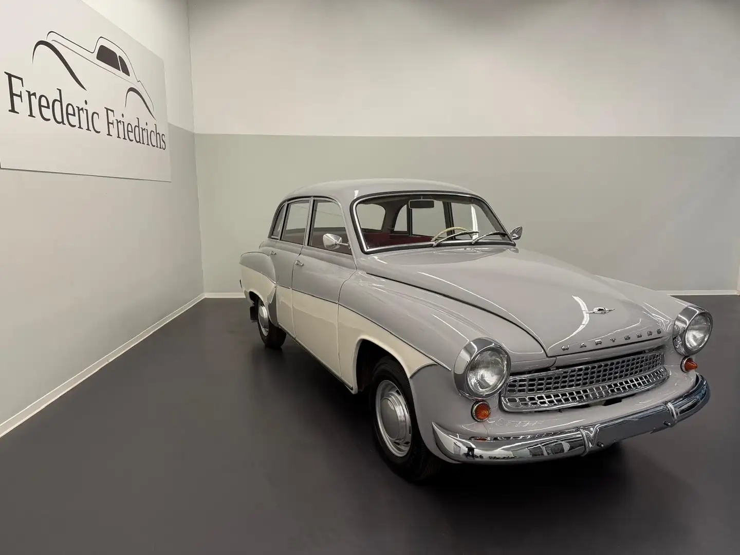 Wartburg Sonstige 312 1000 Limousine de Luxe Grau - 2